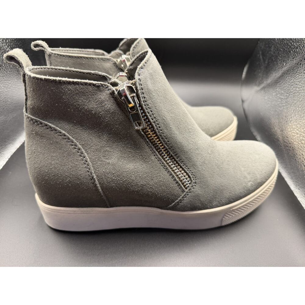 Steve Madden Wedgie Gray Suede Hidden Wedge Sneakers High Tops Zippers Size 10